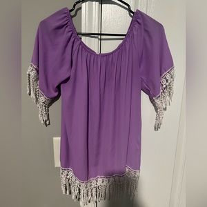 Cute Liliac Top with lace trim - size large